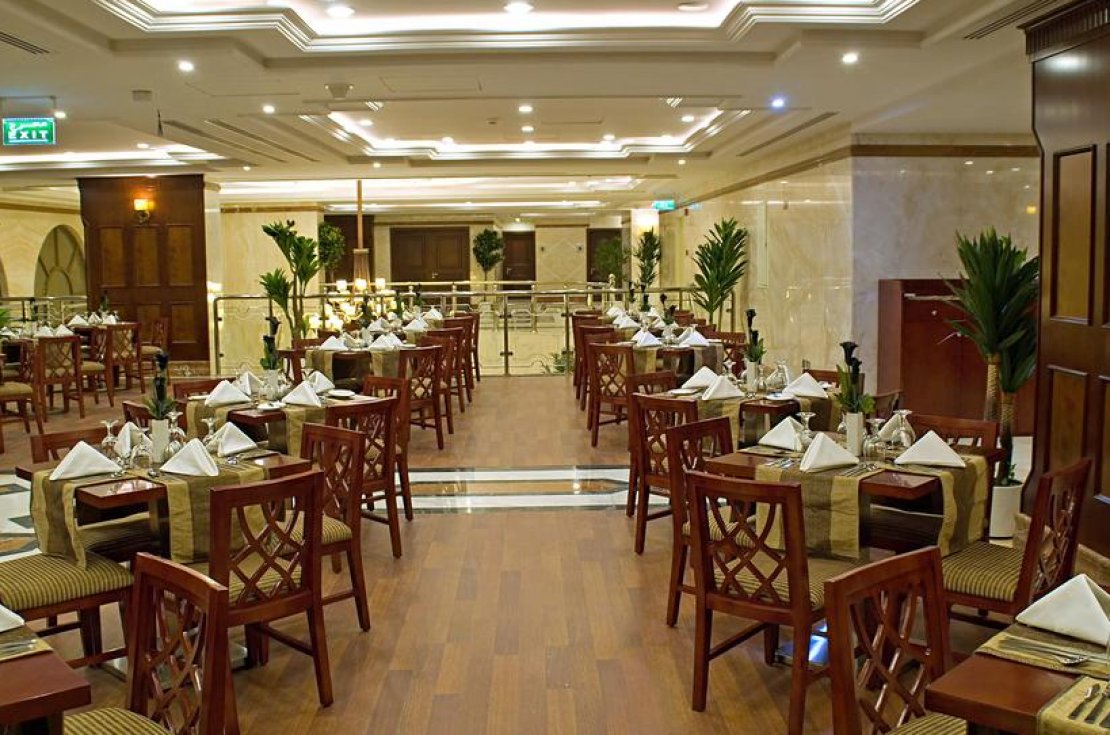 Al Eiman Royal Hotel