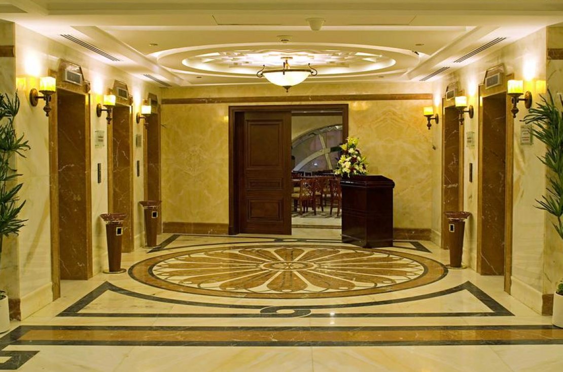 Al Eiman Royal Hotel