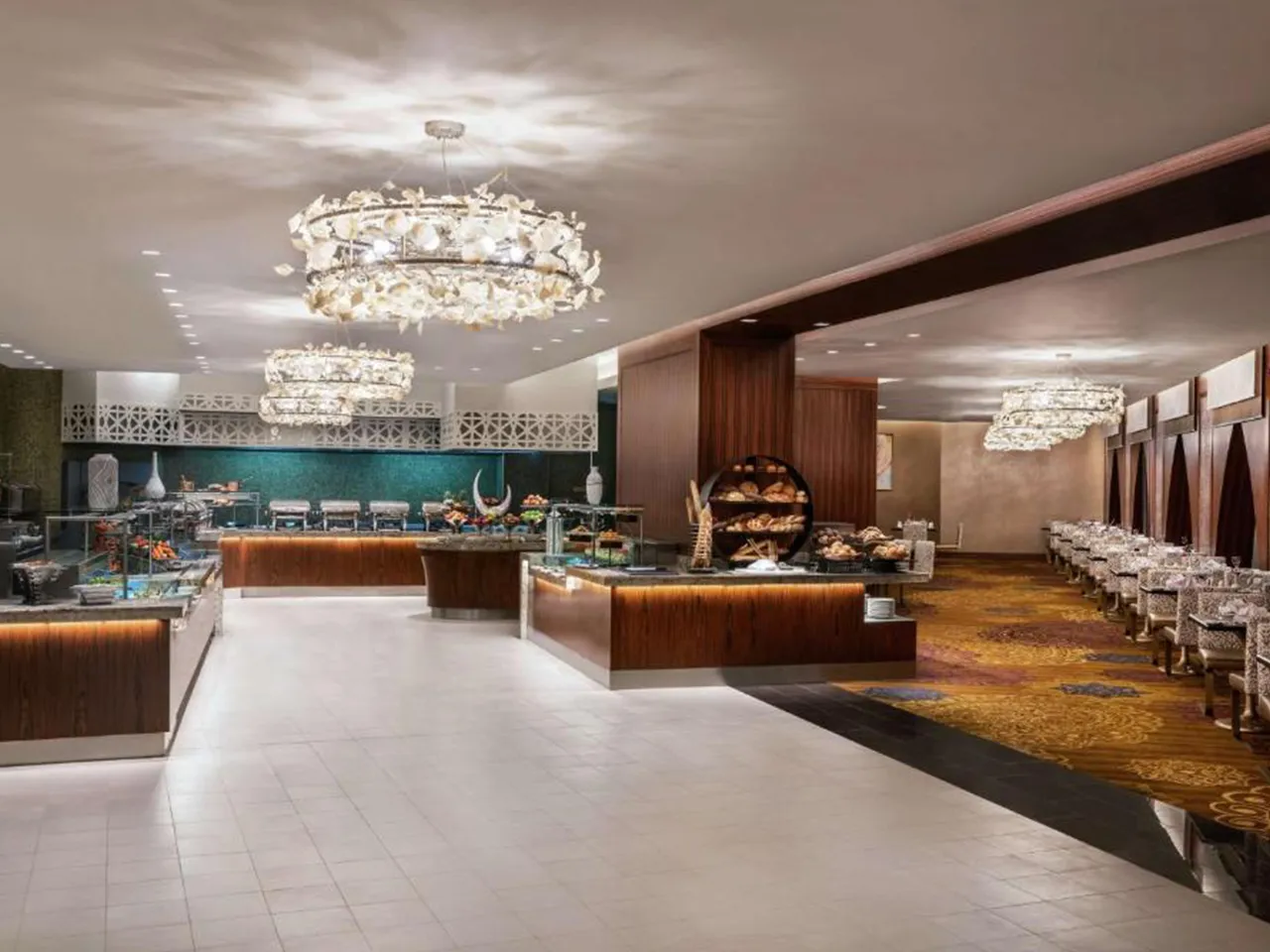 DoubleTree by Hilton Jabal Omar