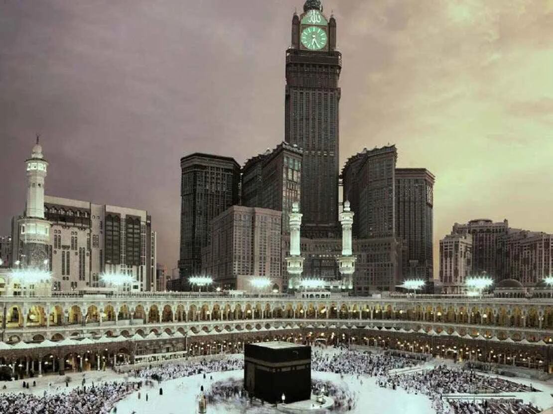 5 Star 14 Nights Family Umrah Package