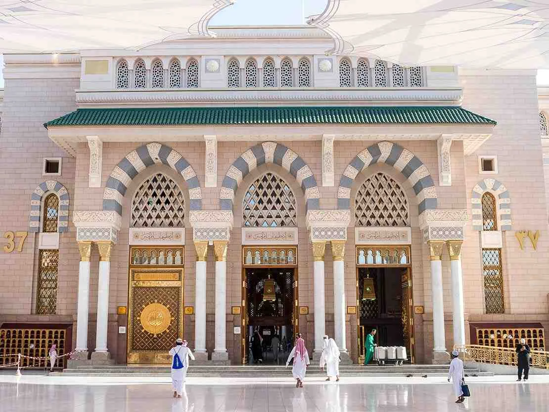 7 Nights 3 Star March Umrah Package