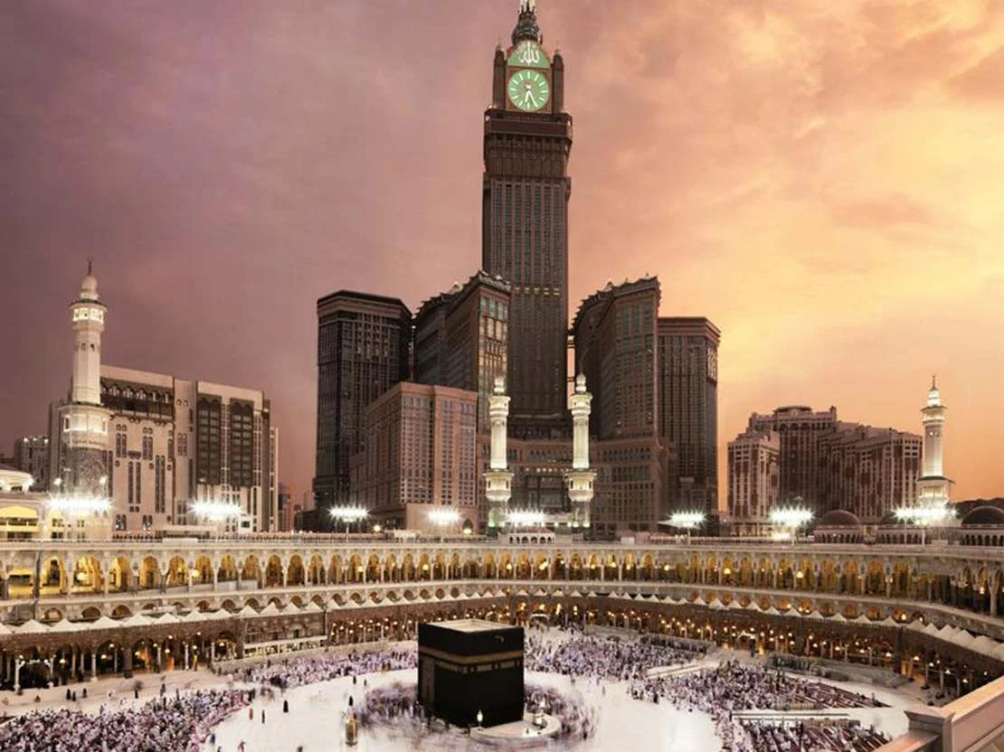 3 Star 14 Nights December Umrah Package 2024