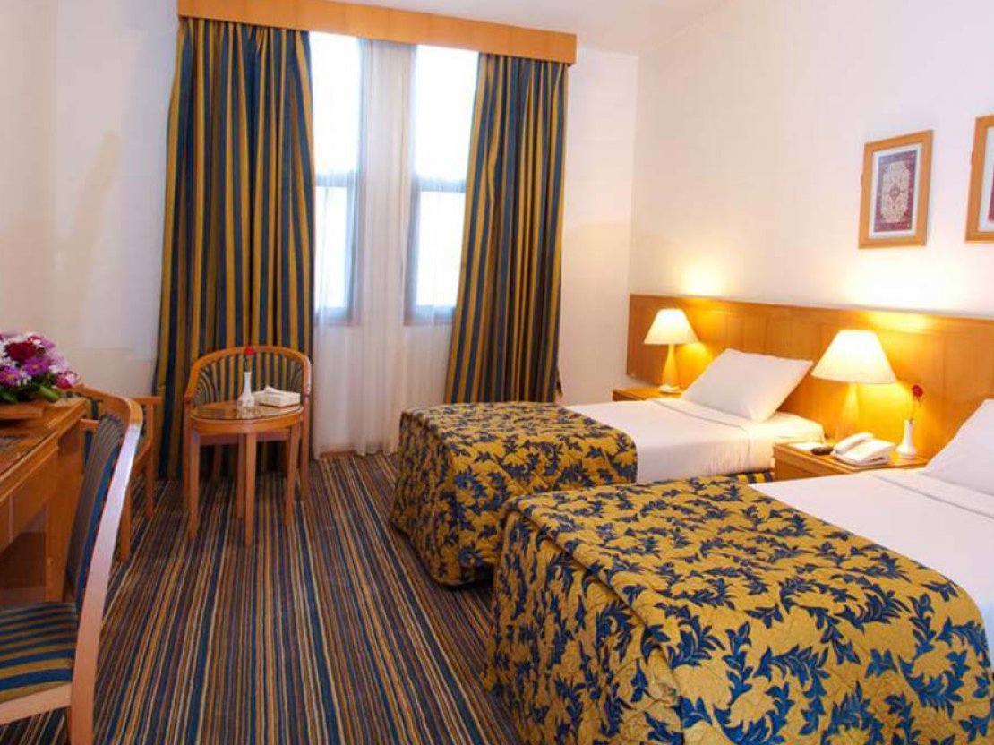 5 Star 7 Nights December Holidays Umrah Package 2025