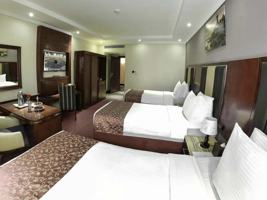 5 Star 7 Nights December Umrah Package 2025