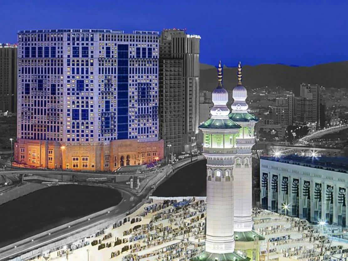 5 Star 14 Nights December Umrah Package 2025