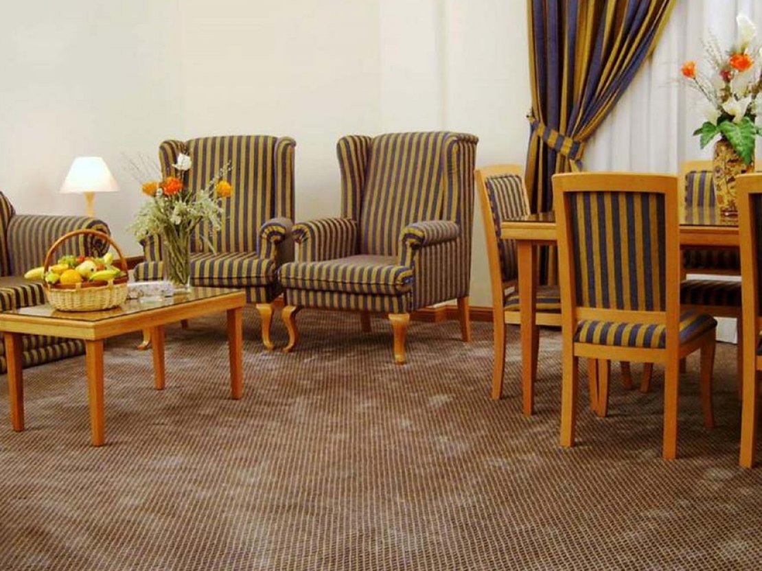 5 Star 14 Nights December Holidays Umrah Package 2025