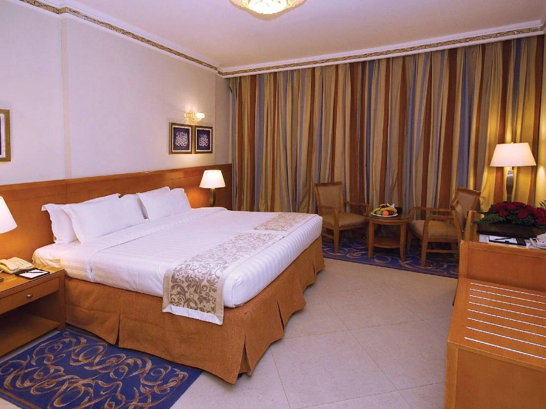 4 Star 12 Nights December Umrah Package 2025