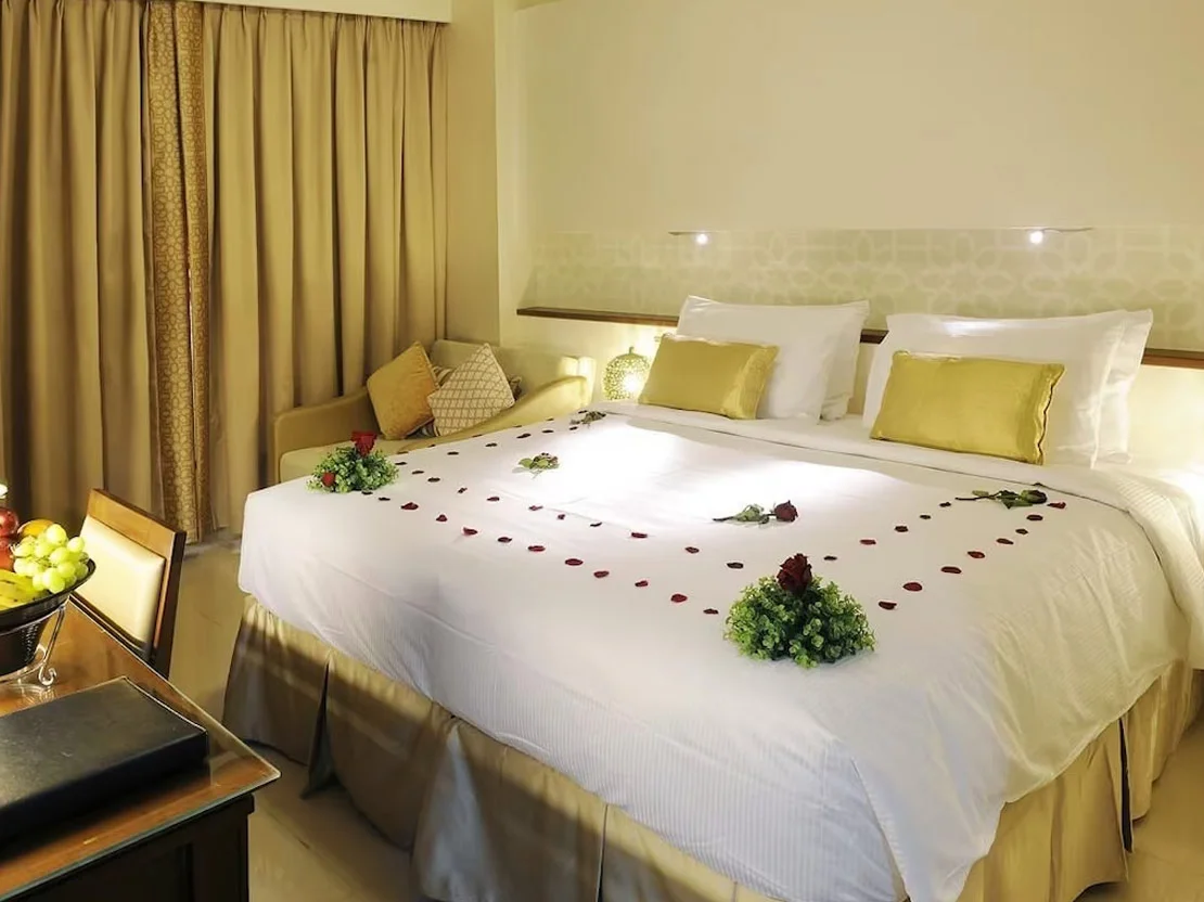 3 Star 10 Nights December Umrah Package 2025