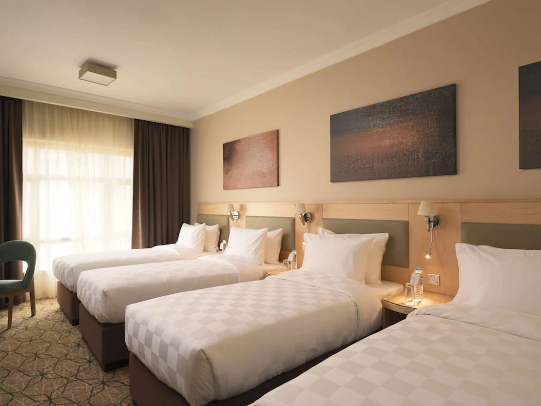 4 Star 12 Nights December Umrah Package 2025