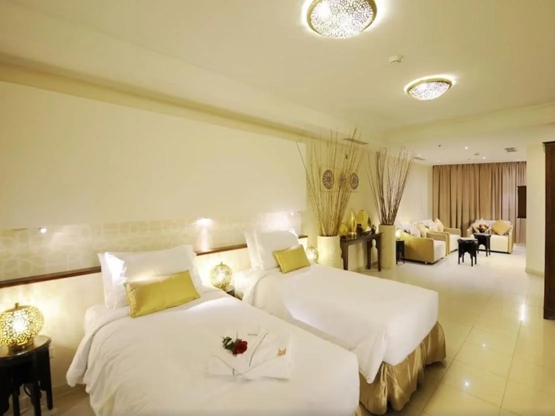 5 Star 14 Nights Umrah Package